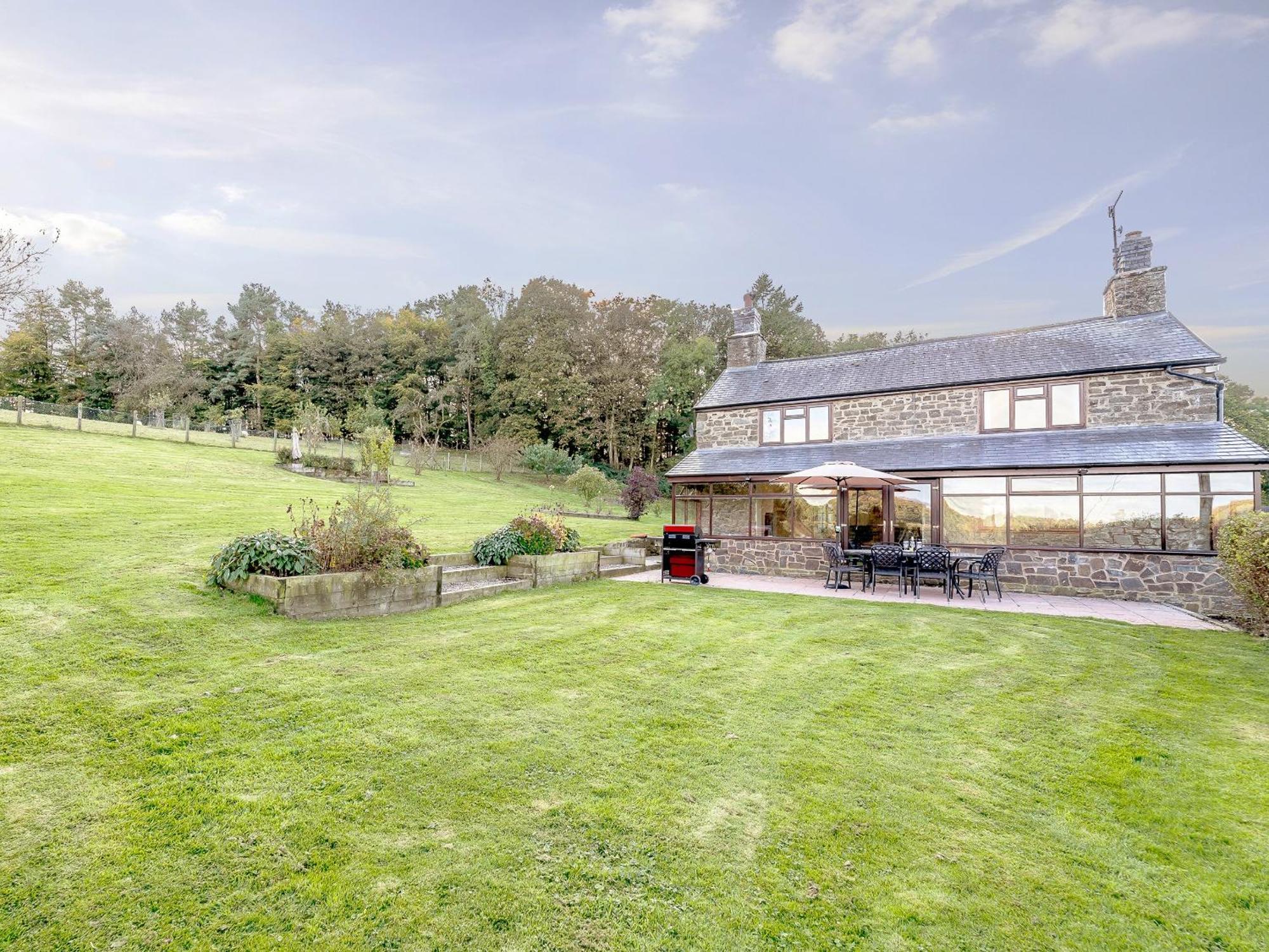 Villa Rhiew Banc Aberhafesp Exterior foto